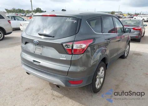 2017 Ford Escape Se z USA, uszkodzony, nr VIN 1FMCU0GD2HUC48843
